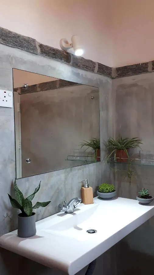 Jal,Min Homestay Kandy Sri Lanka